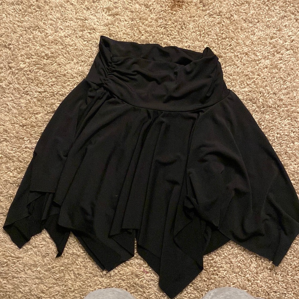 Flowery skirt so cute